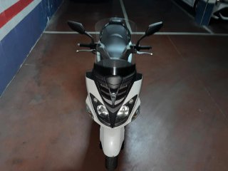 *Moto SYM Joyride 125cc Blanca*