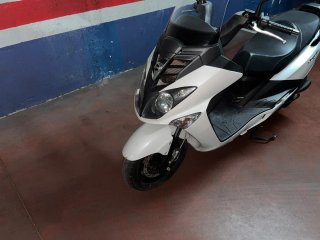*Moto SYM Joyride 125cc Blanca*