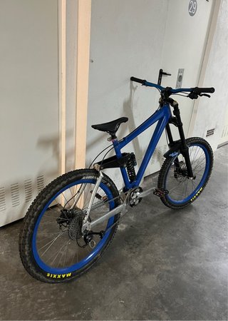 Bicicleta Kona DH Primo Oldschool