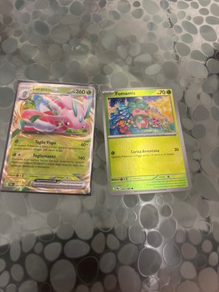 Carte Pokémon Lurantis-EX e Fomantis