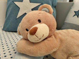Peluche Osito Durmiente con Cojín Azul