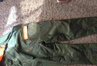 Mono anti corte Wolfgang Mauser verde/naranja