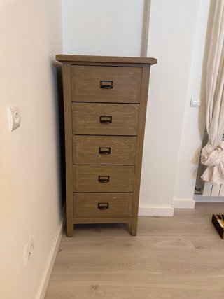 Cajonera alta de madera