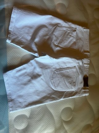 Pantalones cortos rojos