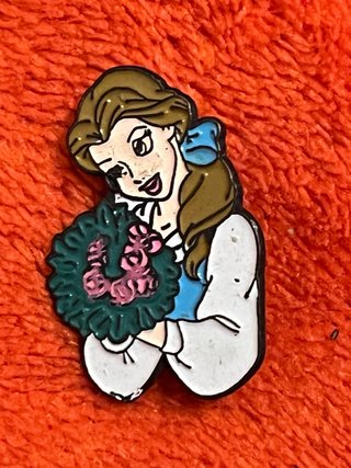 Pin Bella Disney La Bella y la Bestia