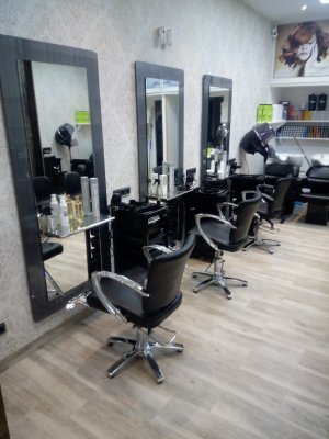 Traspaso Peluquería y Estética Unisex