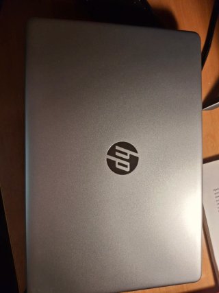 HP 15s | 4GB RAM / 256GB SSD