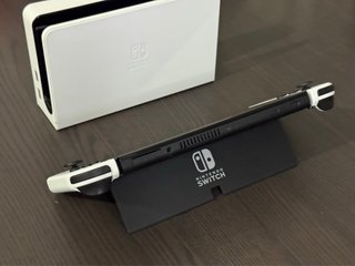 Nintendo Switch OLED Bianca + Accessori