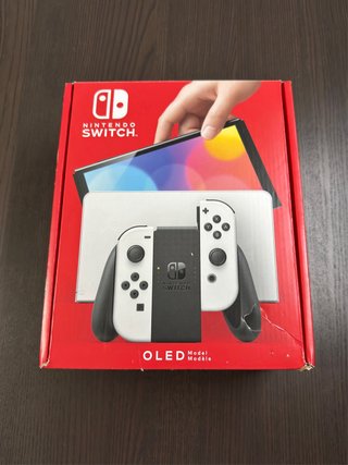 Nintendo Switch OLED Bianca + Accessori