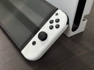 Nintendo Switch OLED Bianca + Accessori