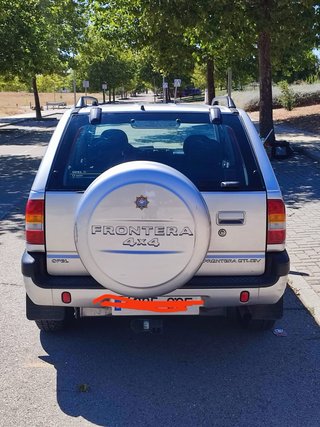 Opel Frontera 2003