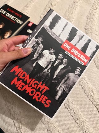 Livros e CD One Direction