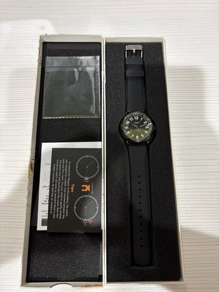 Reloj Timeless Beige