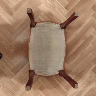 Banqueta Descalzadora Vintage Tela y Madera