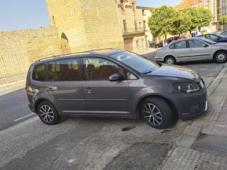 Volkswagen Touran 2012