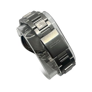 Seiko Solar V145-0BY0