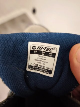 Botas de montaña Hi-Tec grises y azules