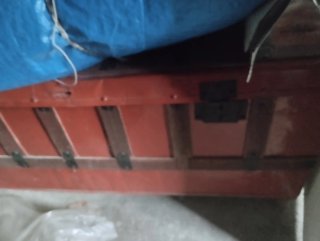 Baúl de almacenamiento naranja y azul