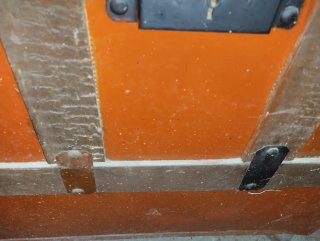 Baúl de almacenamiento naranja y azul