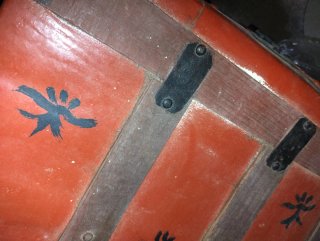 Baúl de almacenamiento naranja y azul