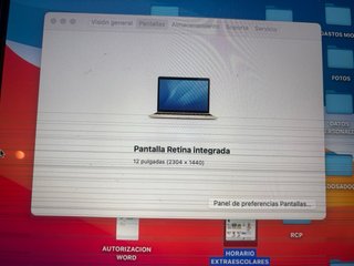 MacBook Air 8,1 pantalla rota