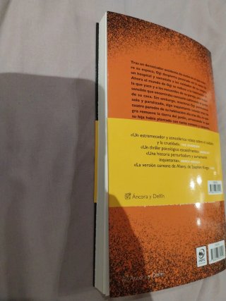 El pozo: La novela ganadora del Premio Shirley ...