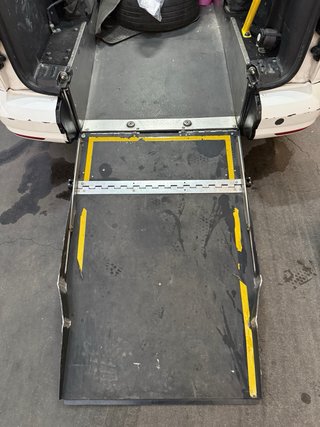 Volkswagen Caddy 2017 pmr adaptada
