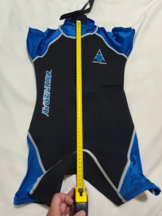 Neopreno infantil STINGRAY azul y negro