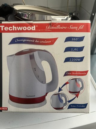 Hervidor eléctrico Techwood TB-1625 1,6 L 2200 W