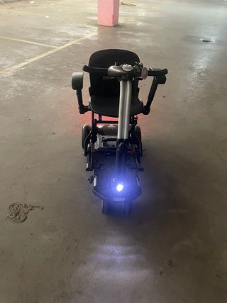 Scooter Eléctrico Plegable Automático Apex