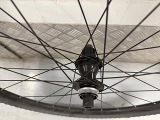 Ruedas gravel  Orbea Terra M30 Team aluminio