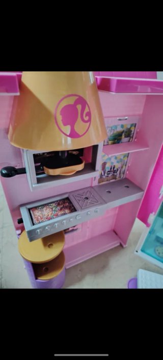Casa Barbie con Cucina e Accessori grill