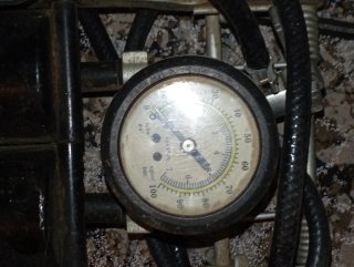 Inflador de pedal Ratio con manómetro