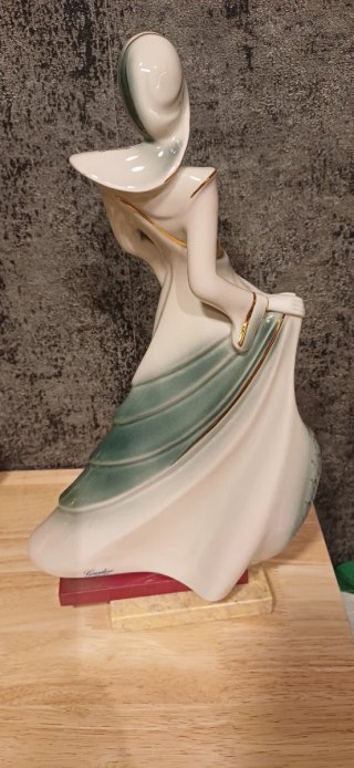 Figura de porcelana