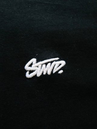 T-Shirt STWD Pull & Bear Preta Nova Etiqueta