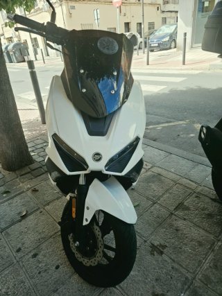Keeway Vieste 125cc Scooter