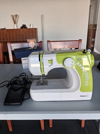 Máquina de coser Selecline