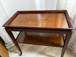 Camarera vintage de madera años 60 con ruedas
