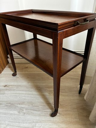 Camarera vintage de madera años 60 con ruedas