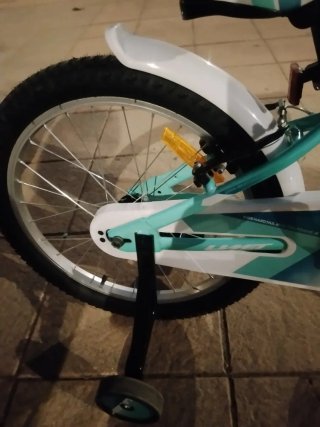 Bicicleta infantil niña mint.