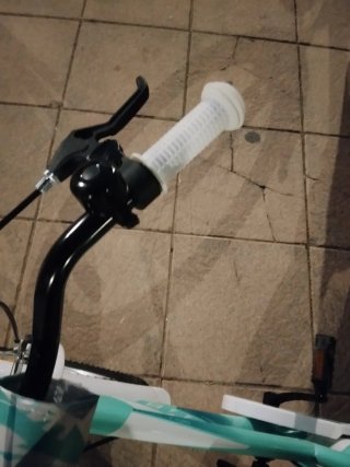 Bicicleta infantil niña mint.