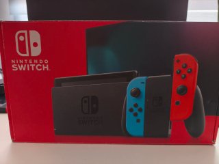 Nintendo Switch Azul y Rojo