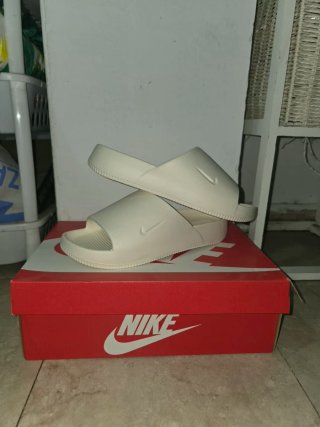 Chanclas Nike Calm Blancas