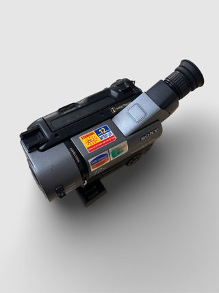 Sony Handycam CCD-TR640E + Accesorios