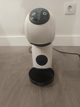 Cafetera Dolce Gusto Krups Blanca