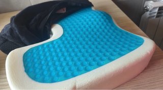 Cojín ergonómico negro/gris