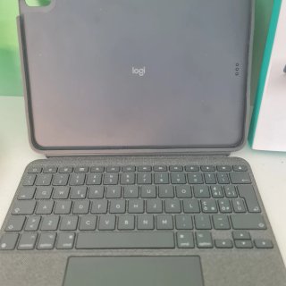 Tastiera Combo Touch Logitech per iPad Air 4 & 5 G