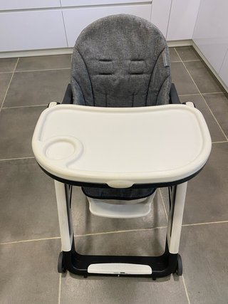 Trona Peg Perego.