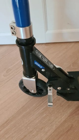 Patinete patin Oxelo azul y negro