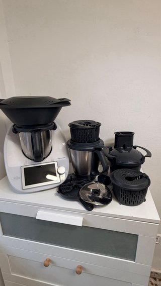 Thermomix TM6 + 2 vasos + accesorios